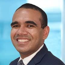 Dr. Víctor Requena Saavedra