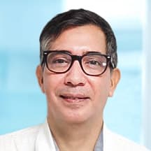 Dr. Carlos Valderrama