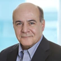 Dr. Eduardo Fletcher