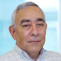 Dr. Bruno Carvajal Gumban