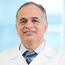 Dr. Víctor Manuel Valderrama C.