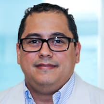 Dr. Jorge Enrique Velarde Bouche