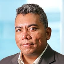 Dr. Cristian García