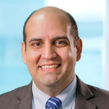 Dr. Fernando Márquez