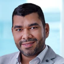 Dr. Victor Julio Warner Puga