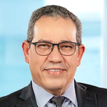 Dr. Armando Garrido Esquivel