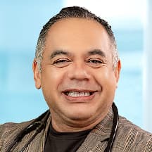 Dr. Edgar Oscar Avilés Bosquez