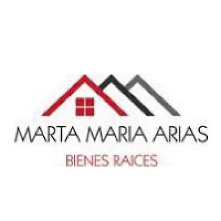 Marta A. Arias Villalaz